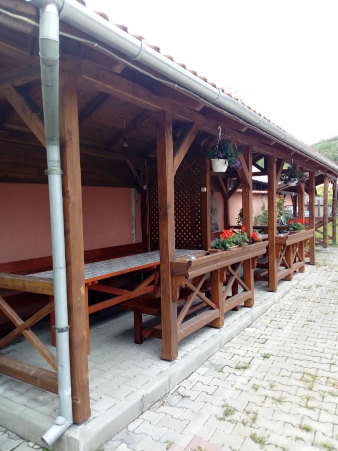 مبيت وإفطار براد Ibolya-Imola المظهر الخارجي الصورة
